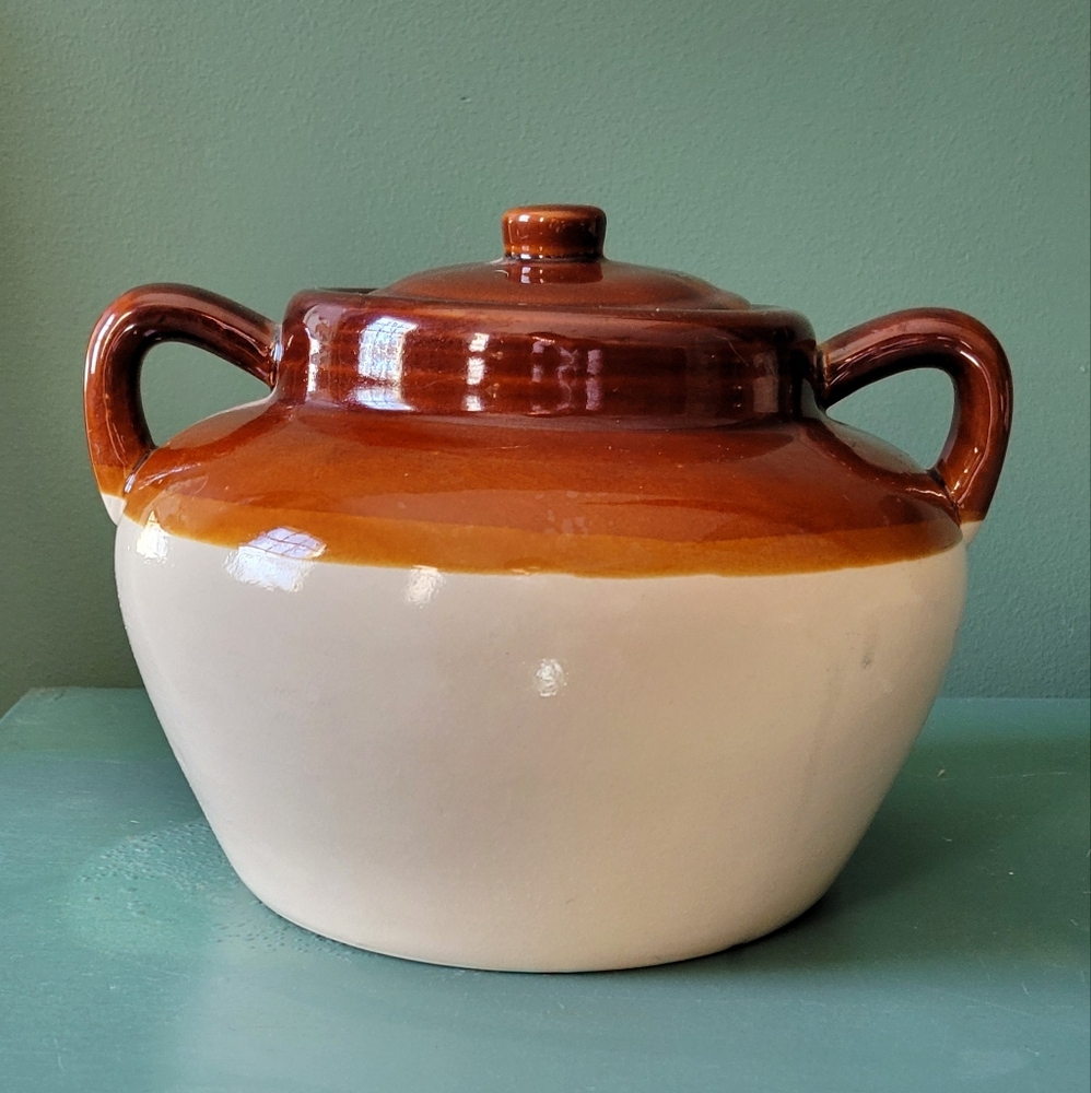 Vintage Smith-China BIG Clay Bean Pot With Lid For Cooking or Display